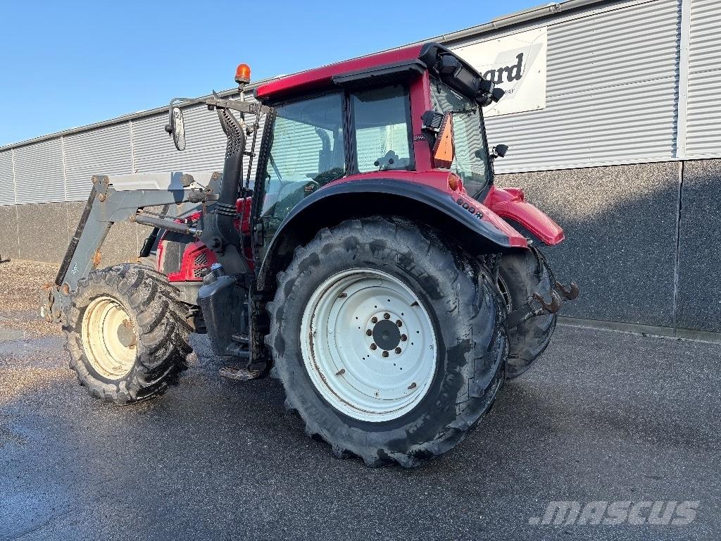 Valtra N 143 Trattori