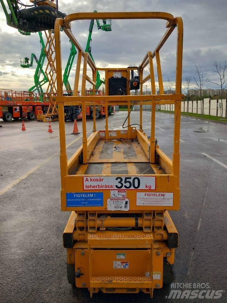 Haulotte Compact 8 Piattaforme a pantografo
