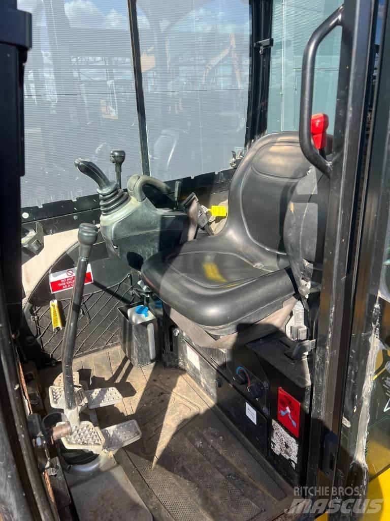 JCB 8026 CTS Miniescavatori