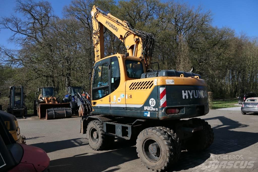 Hyundai 140-9 Escavatori gommati