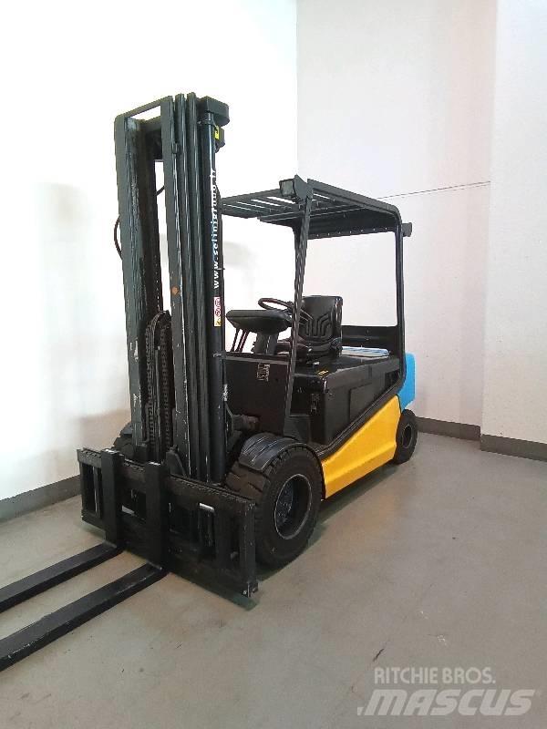OM XE 50 Carrelli elevatori elettrici