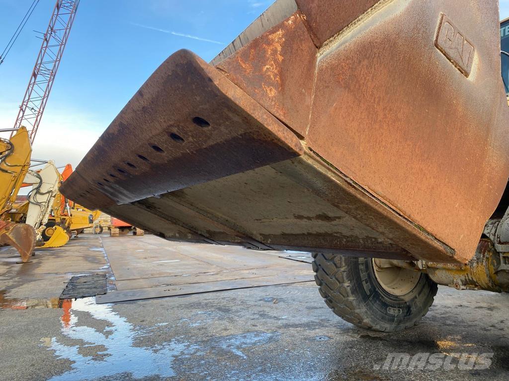 CAT 924 H Pale gommate