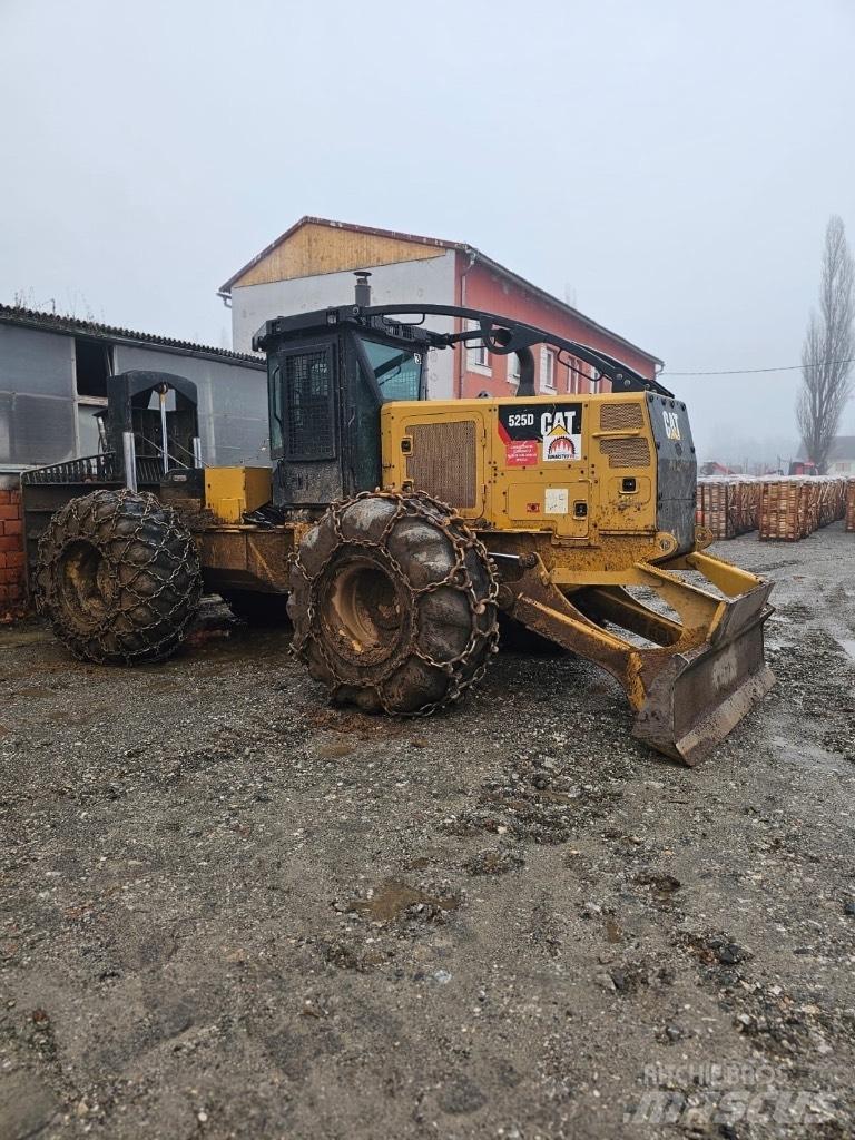 CAT 525 D Trattori Forestali