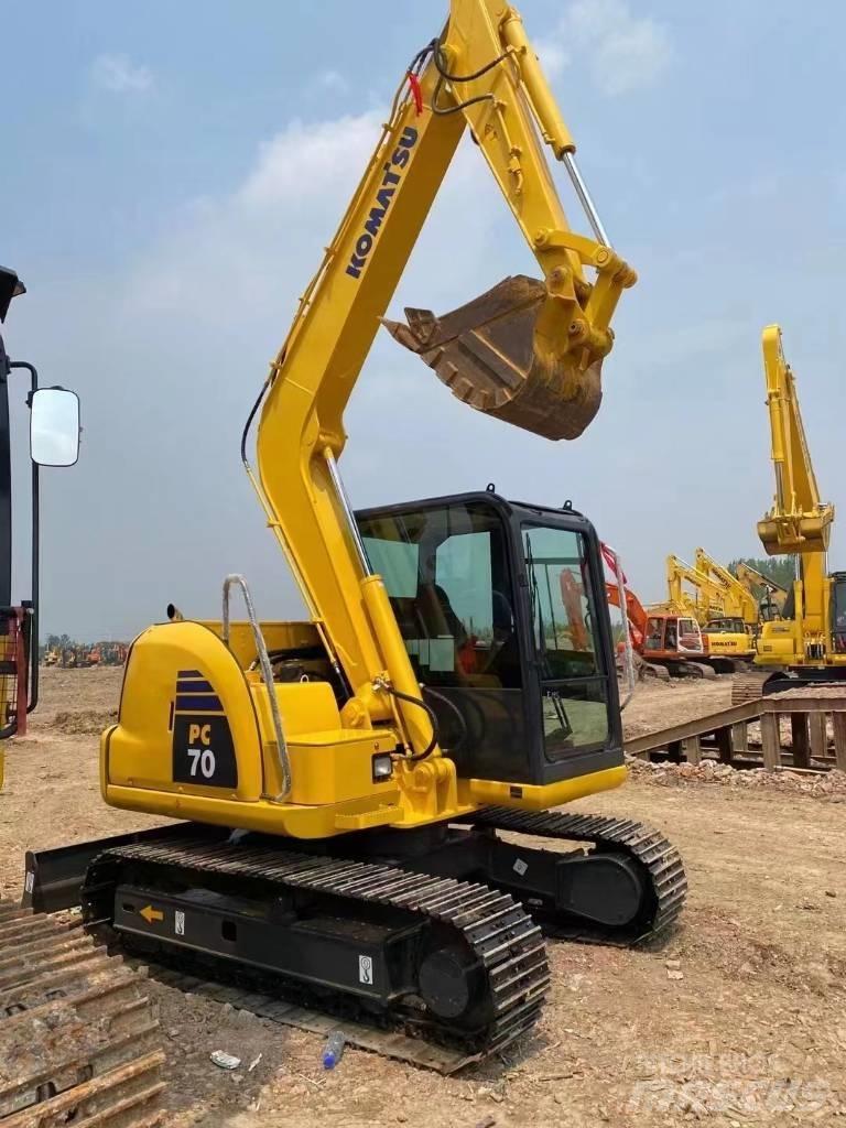Komatsu PC 70 Escavatori medi 7t - 12t