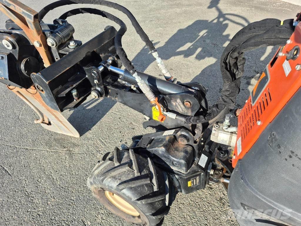 Ditch Witch R300 Scavafossi