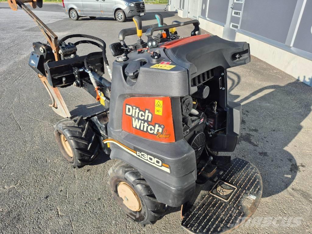 Ditch Witch R300 Scavafossi