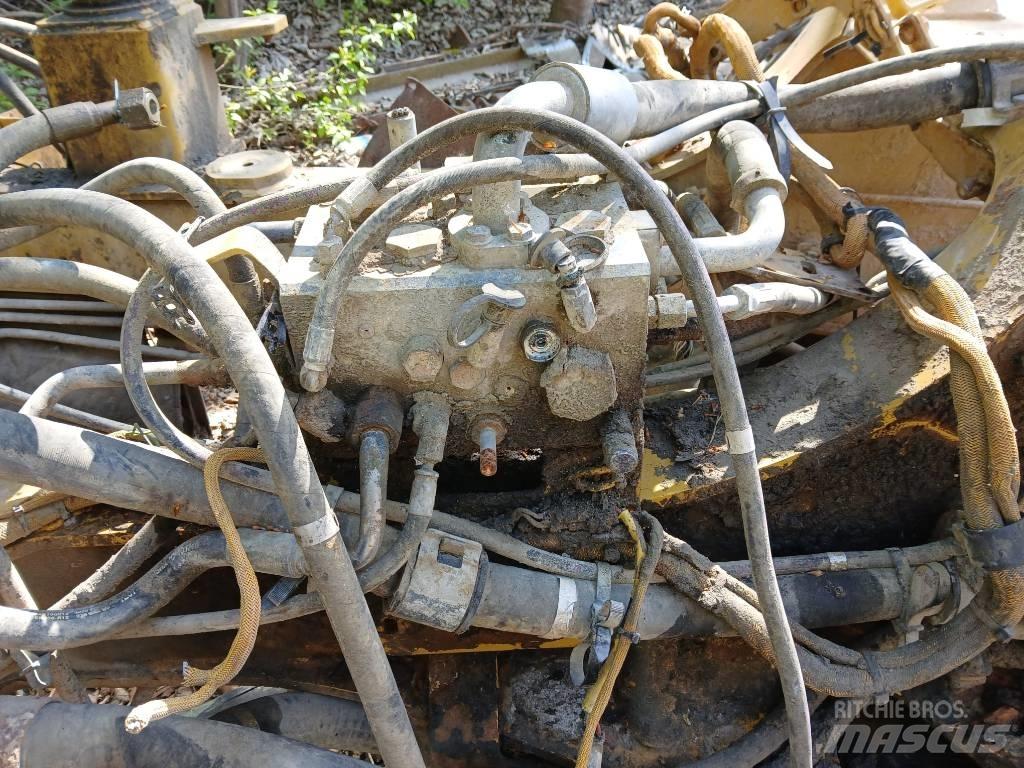 CAT 730 Dumpers articolati