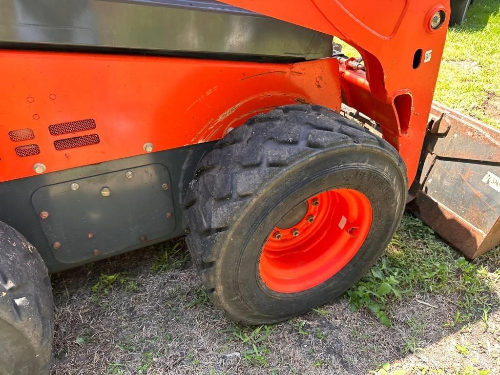 Kubota SSV 75 Mini Pale Gommate