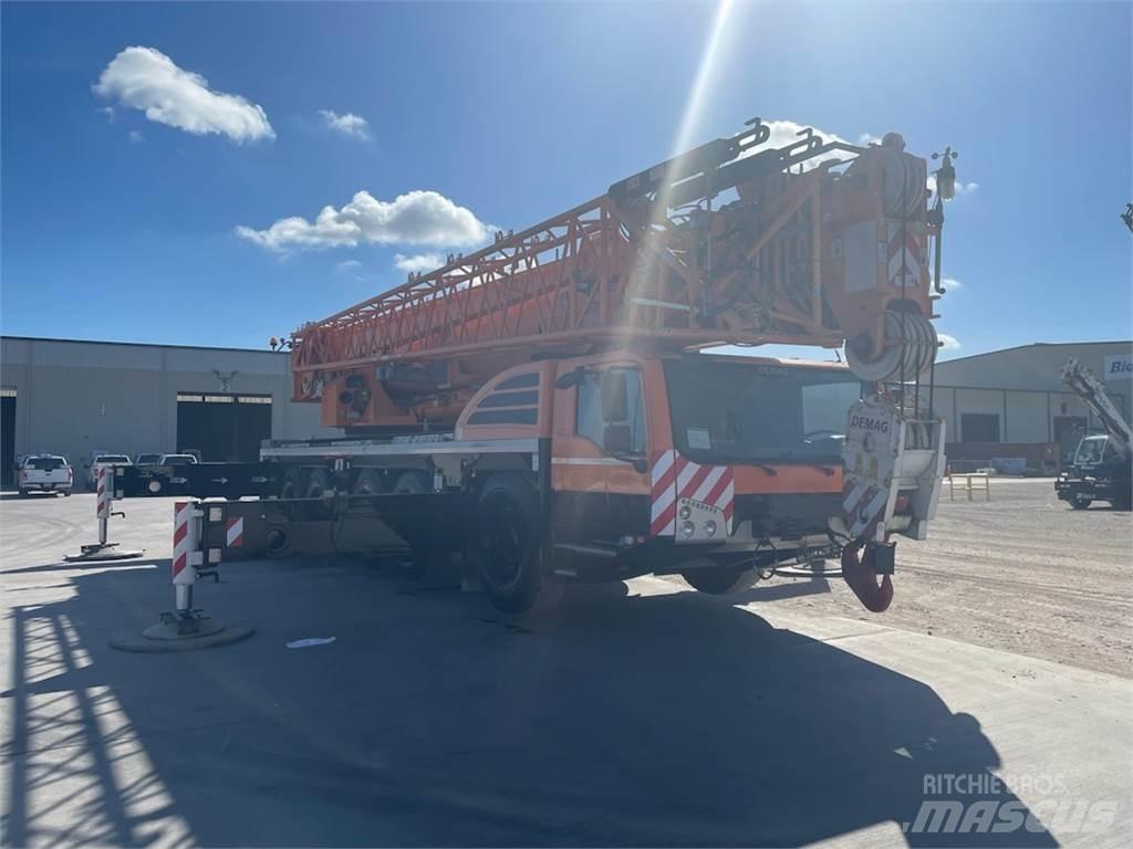 Demag AC 250-5 Gru per tutti i terreni