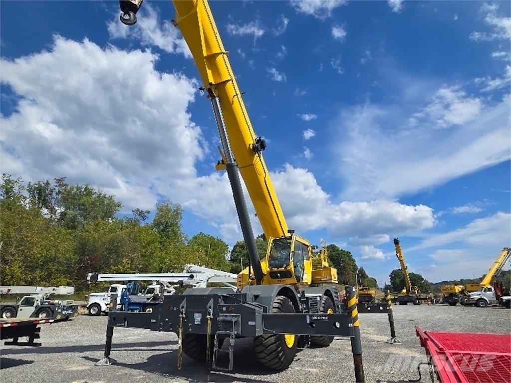 Grove GRT8100 Gru per terreni difficili