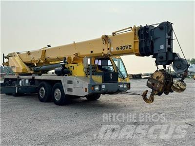 Grove TMS800E Gru cingolate