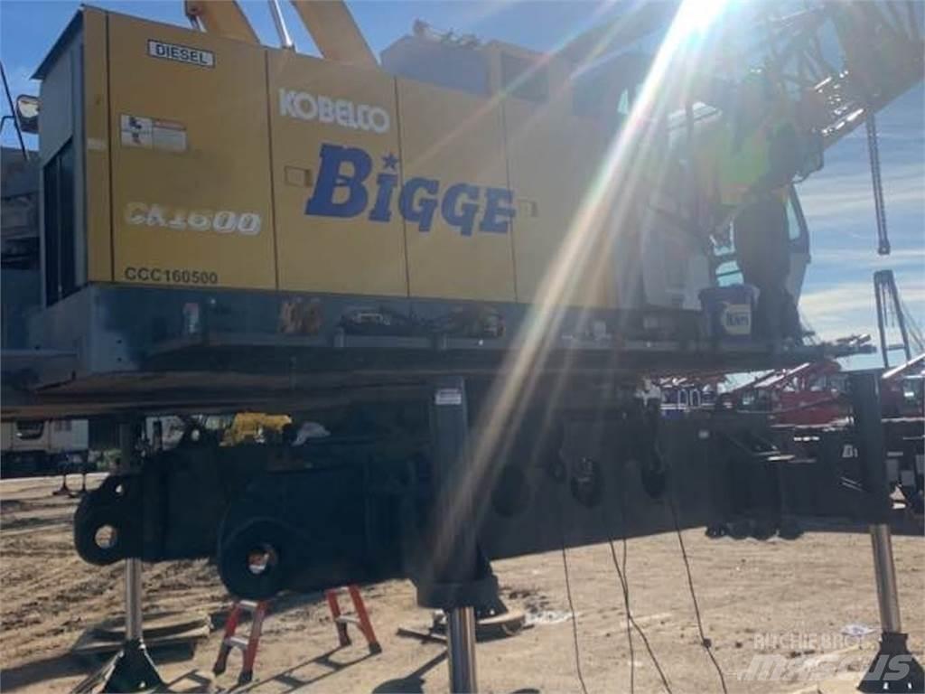 Kobelco CK1600 Gru cingolate