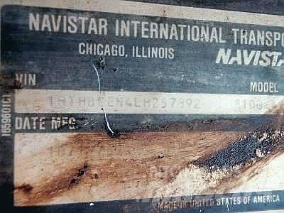 International 8100 Finitrici
