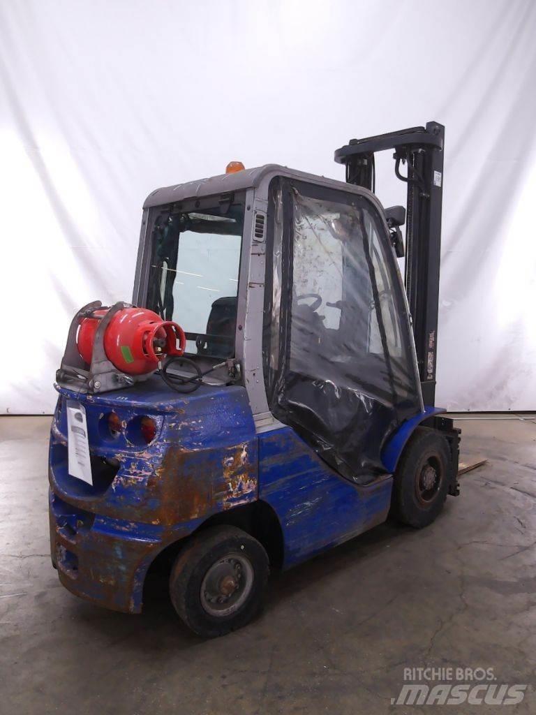 Cesab M325G Carrelli elevatori GPL