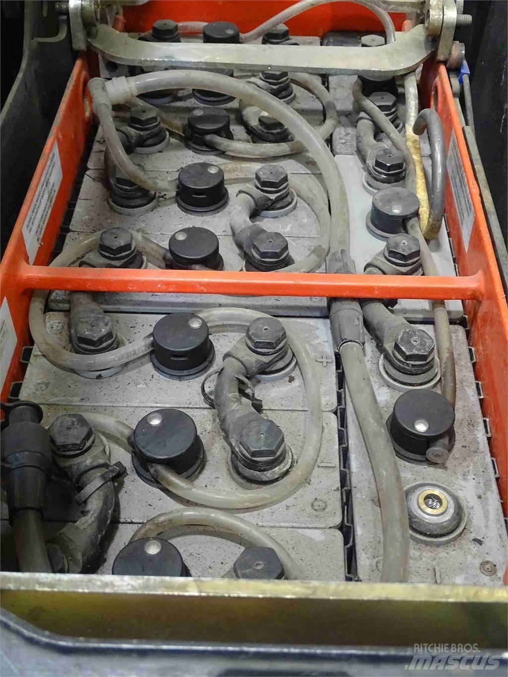 Linde L12LSP Transpallet uomo a terra