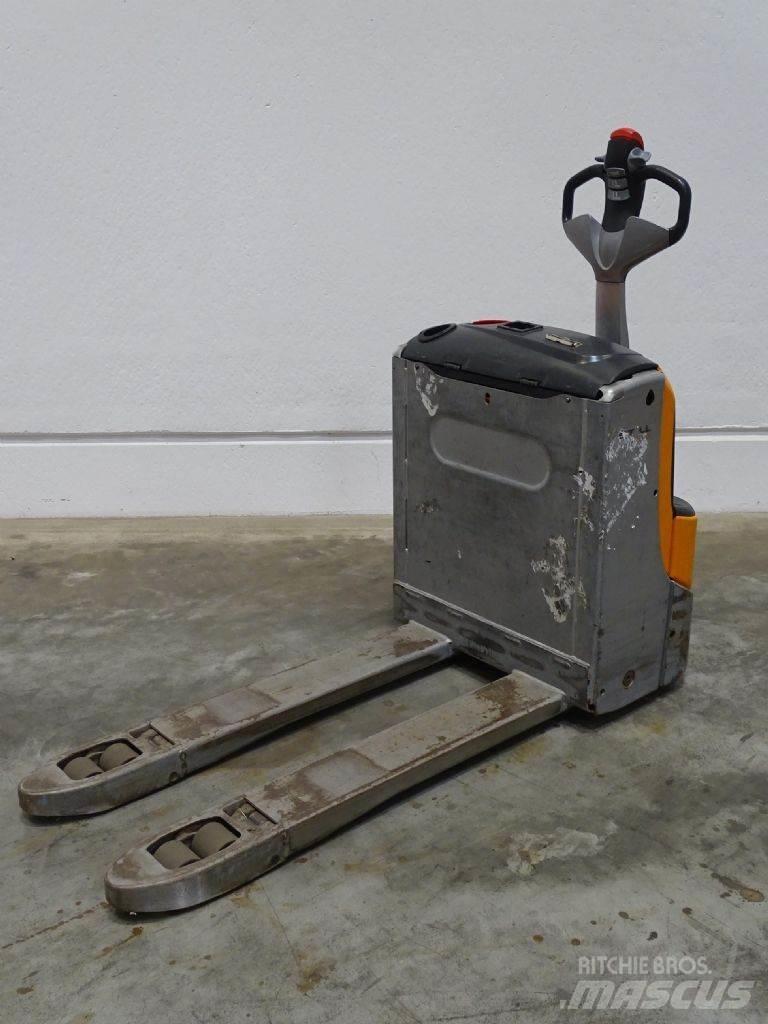 Still EXU16 Transpallet manuale