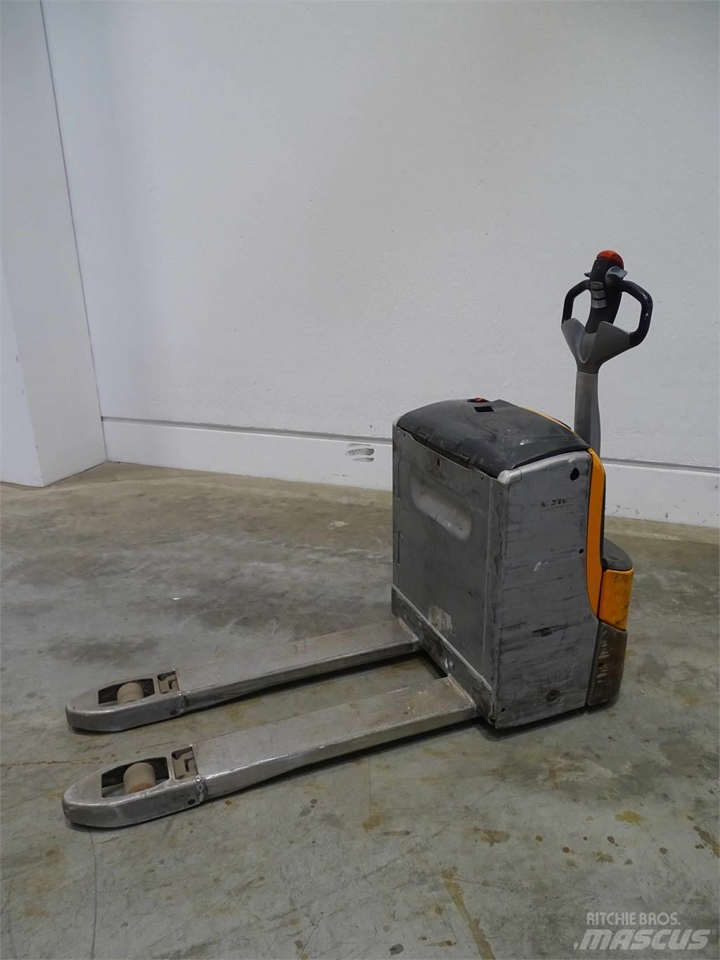 Still EXU16 Transpallet manuale