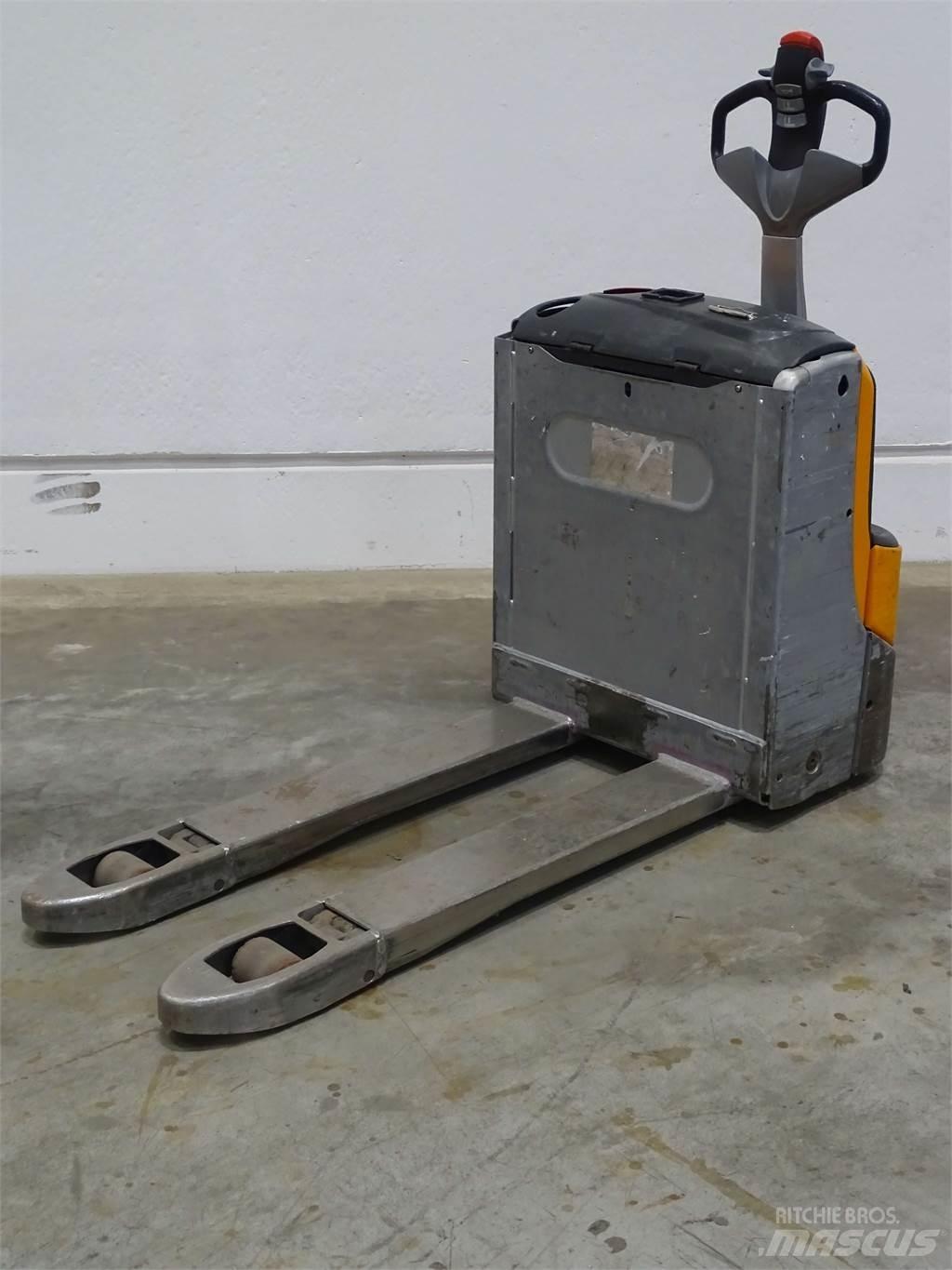 Still EXU16 Transpallet manuale