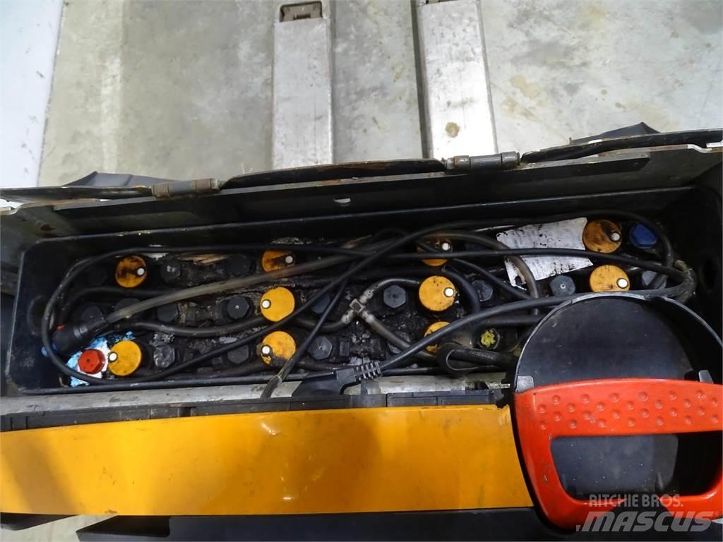 Still EXU16 Transpallet manuale