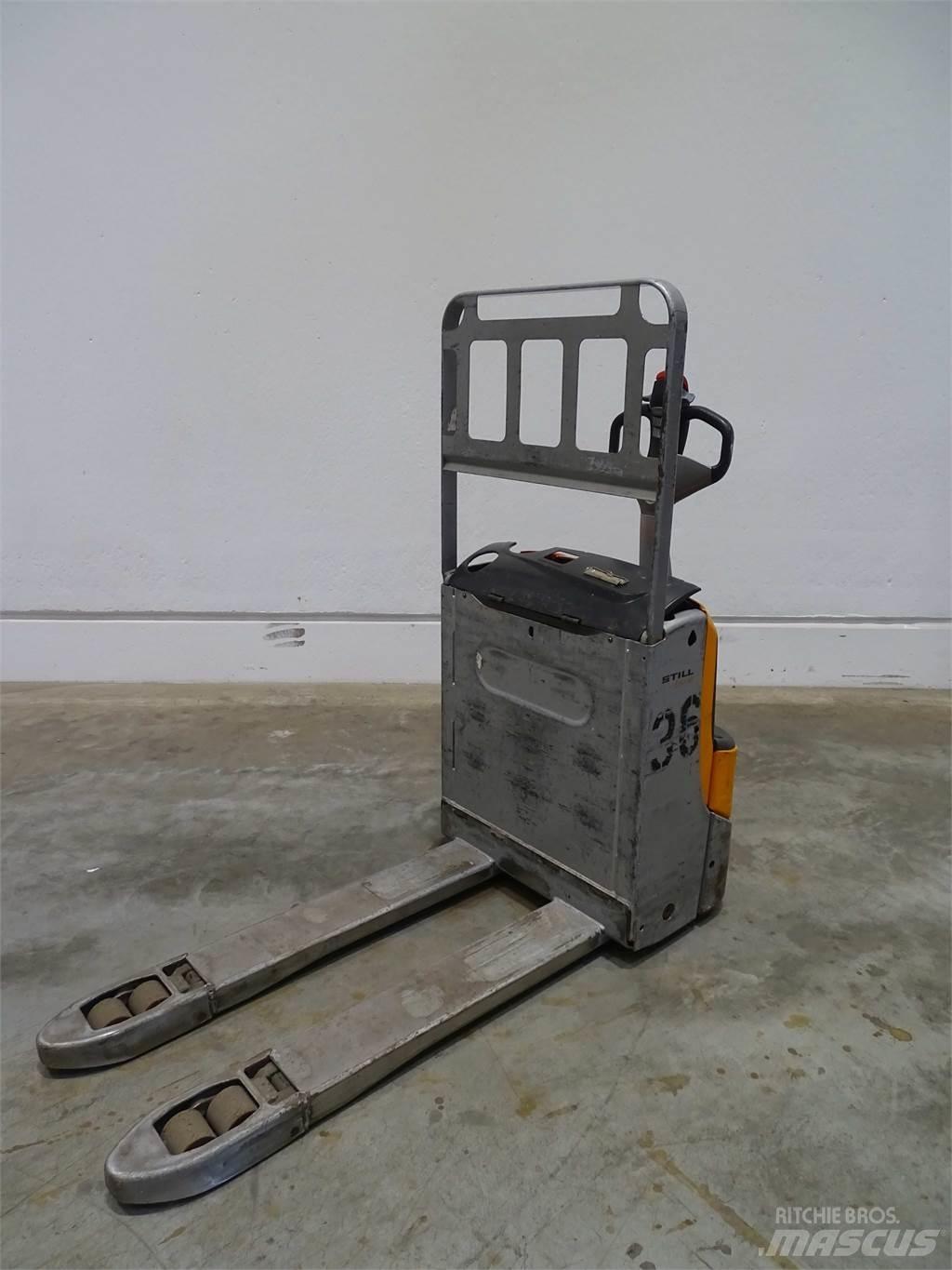 Still EXU16 Transpallet manuale