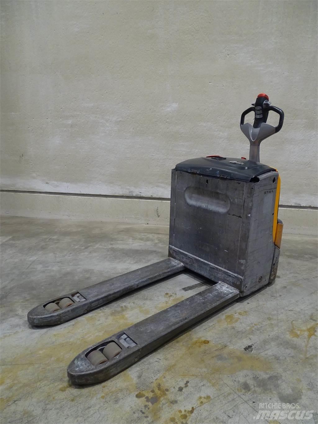 Still EXU16 Transpallet manuale