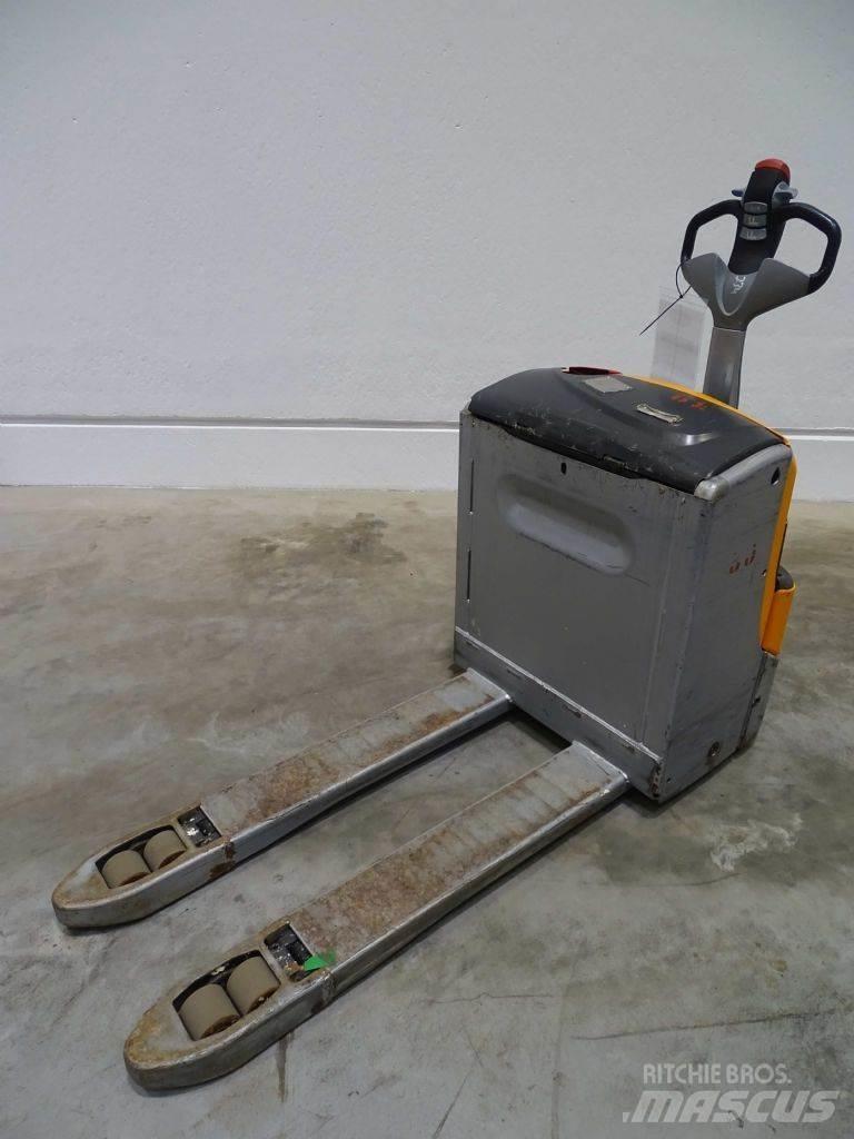 Still EXU18 Transpallet manuale