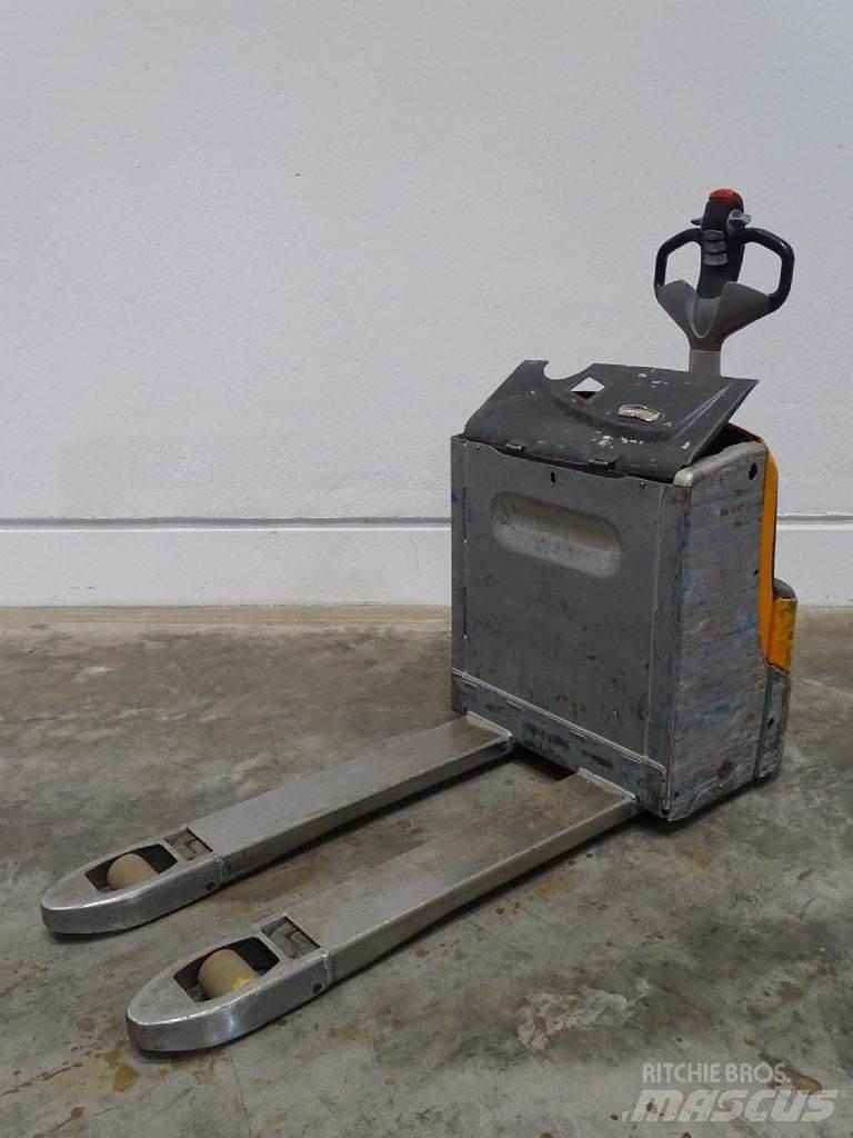 Still EXU18 Transpallet manuale
