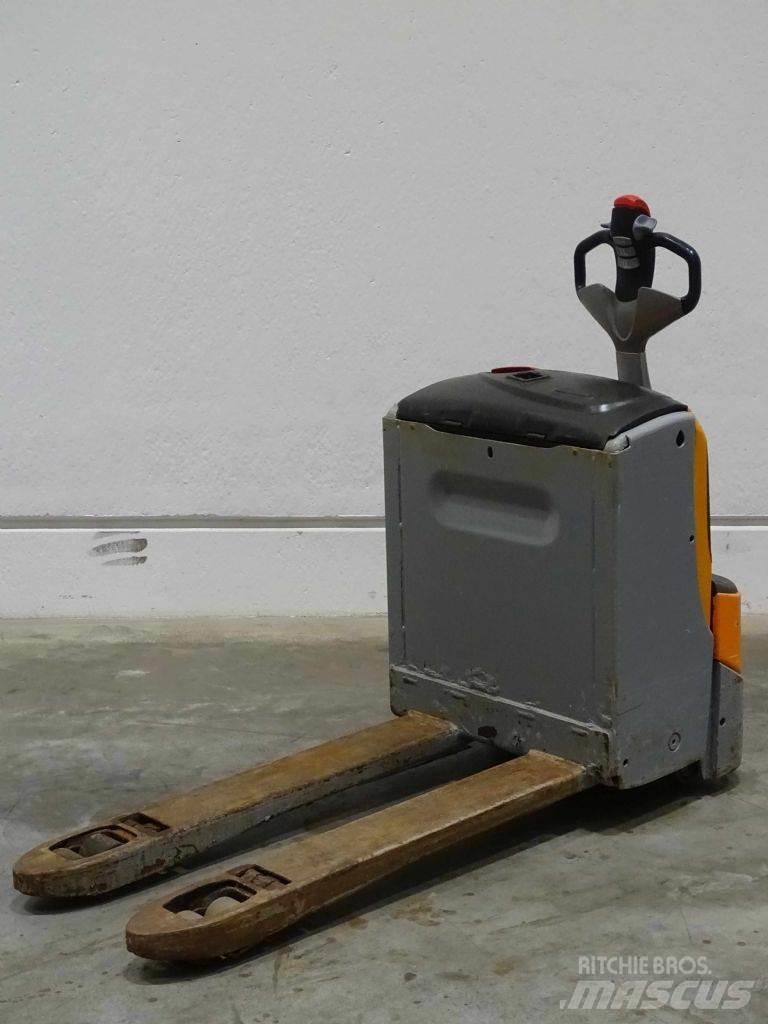 Still EXU18 Transpallet manuale