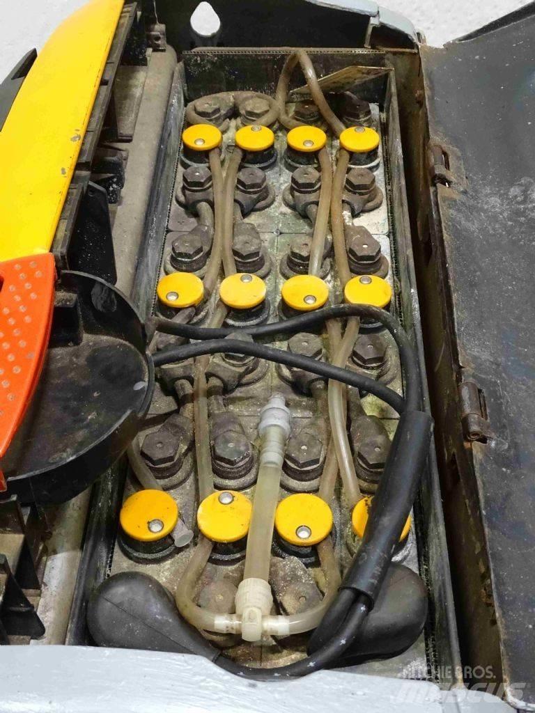 Still EXU18 Transpallet manuale