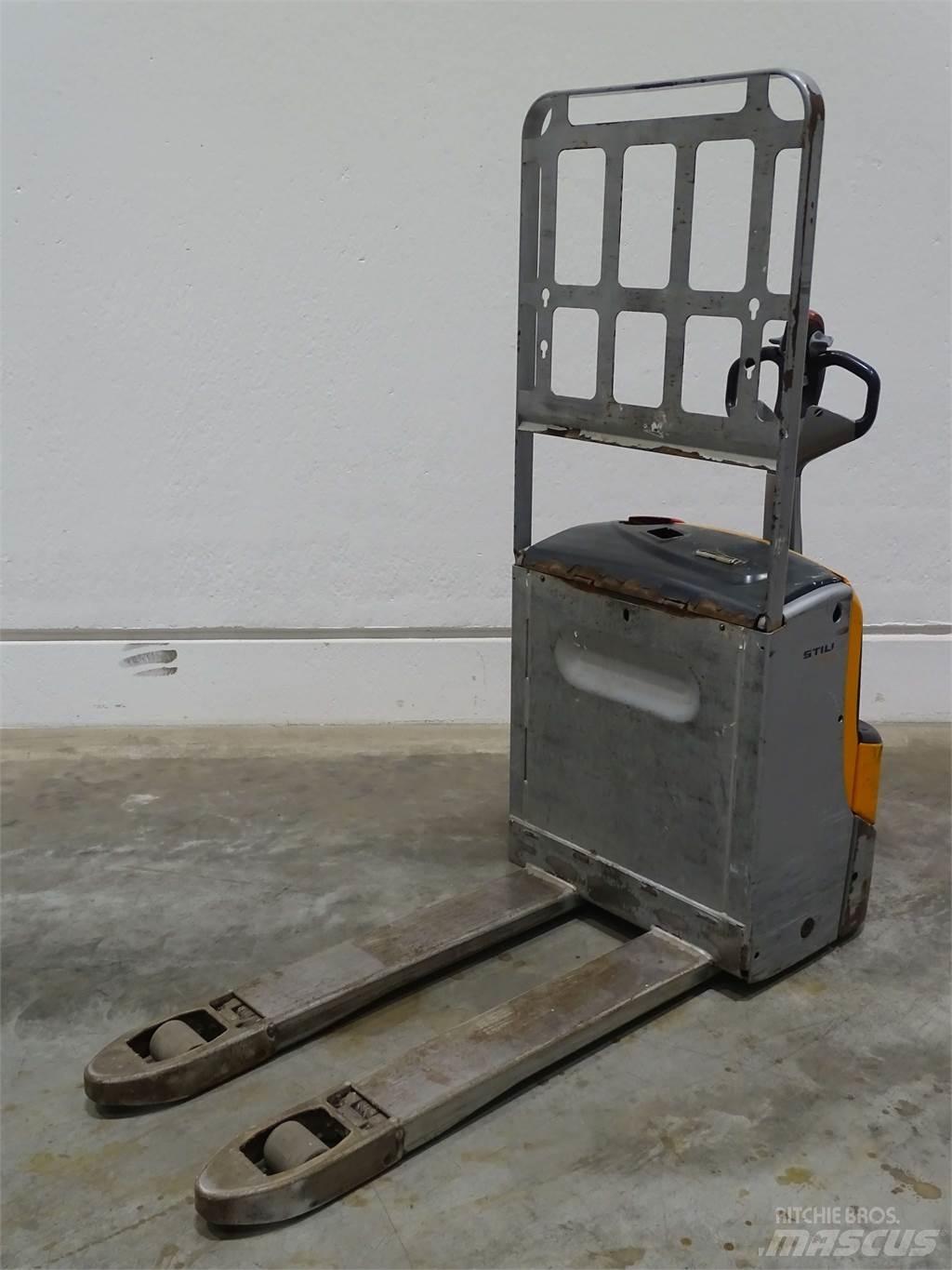 Still EXU18 Transpallet manuale