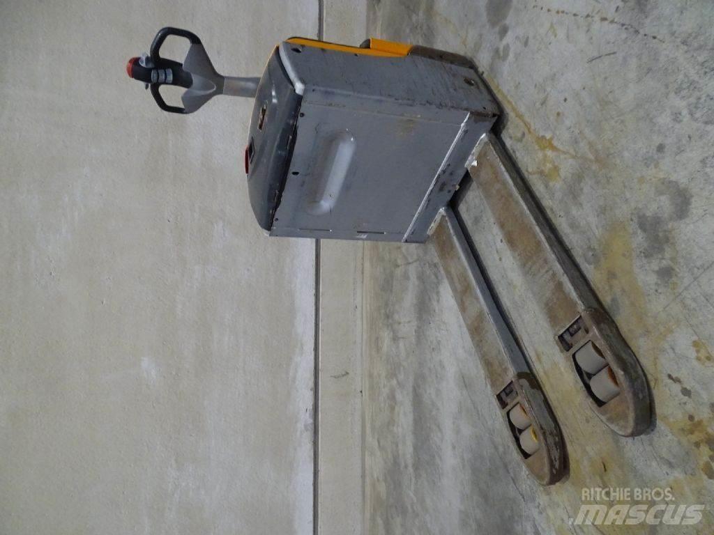 Still EXU18 Transpallet manuale