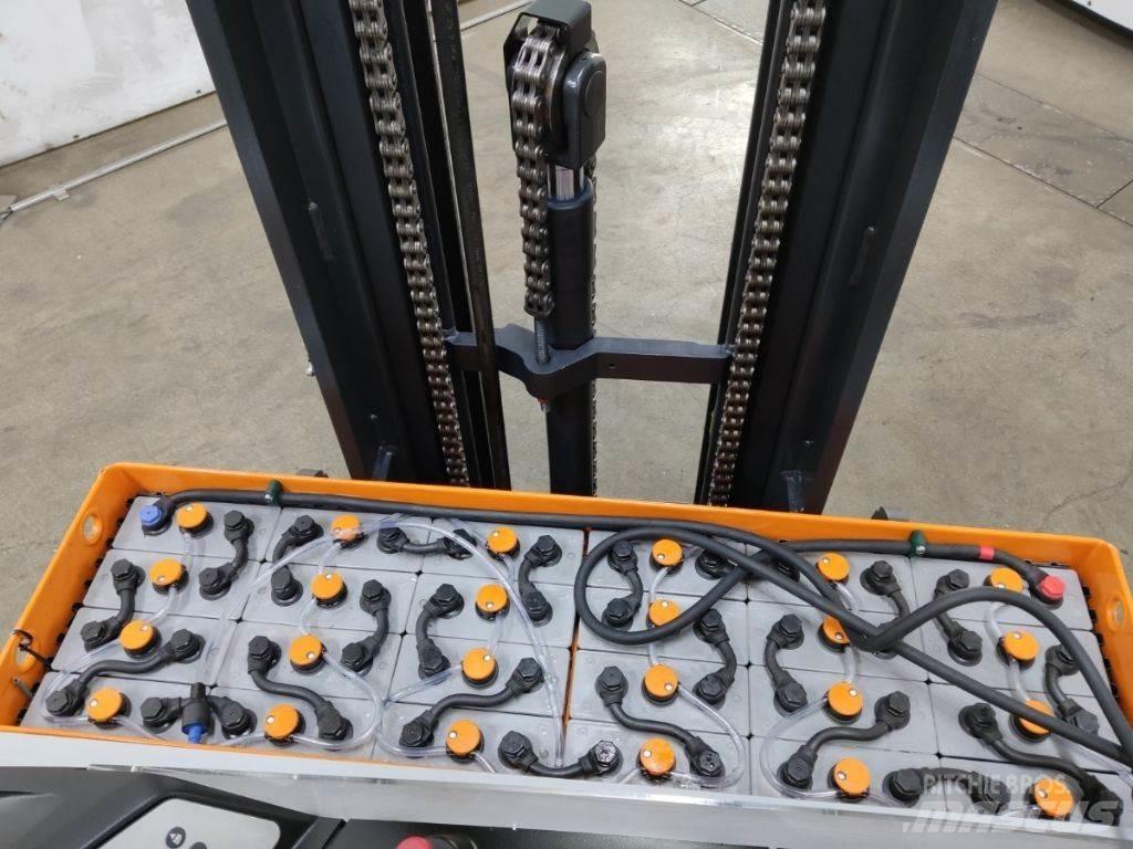 Still FM-X10 Carrello retrattile