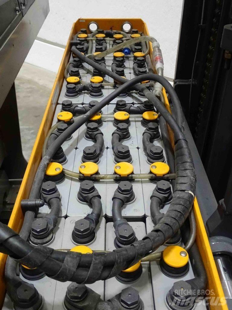 Still FM-X10 Carrello retrattile