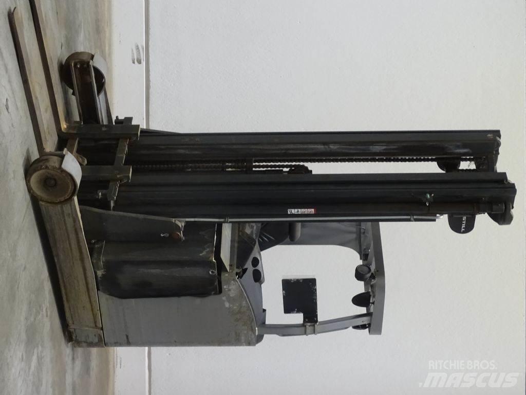 Still FM-X14 Carrello retrattile