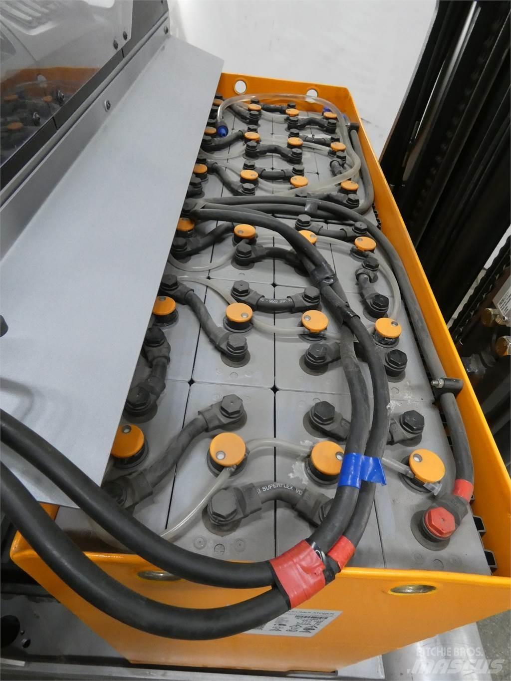 Still FM-X14 Carrello retrattile