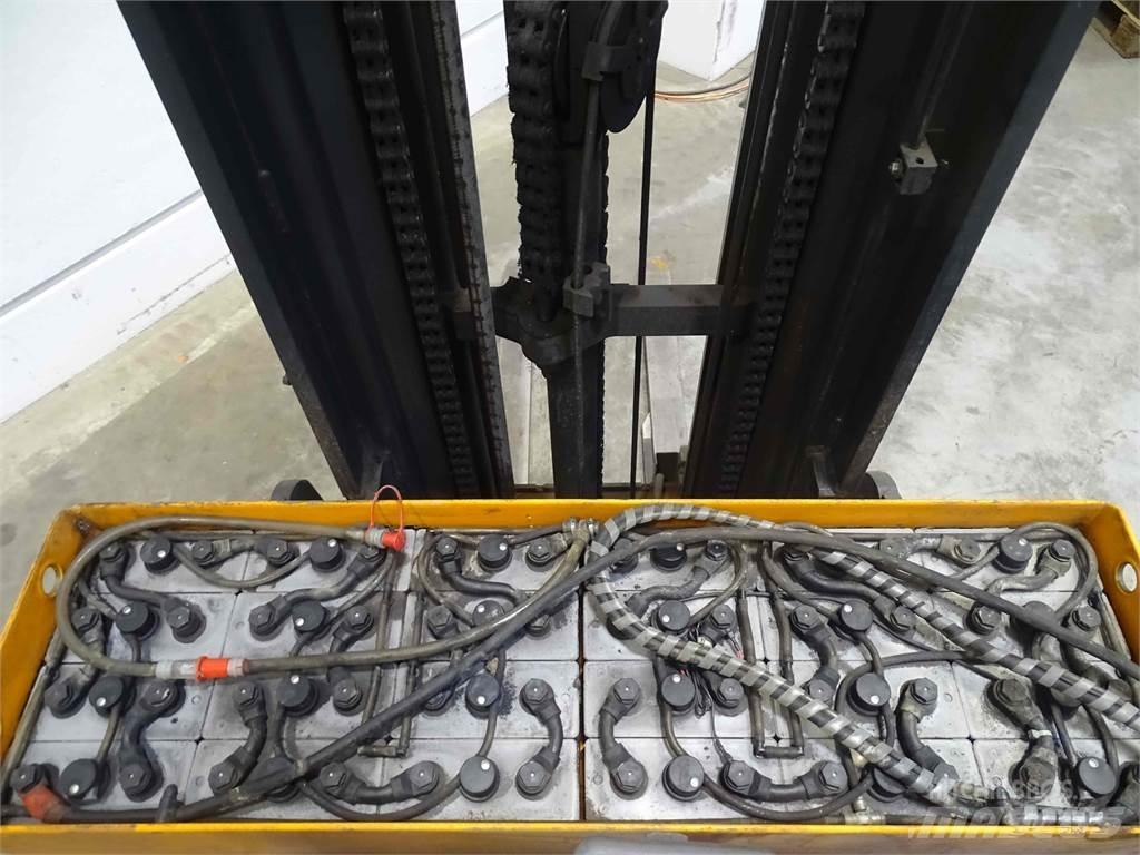 Still FM-X14 Carrello retrattile
