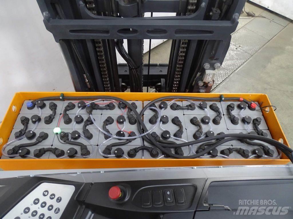 Still FM-X17 Carrello retrattile