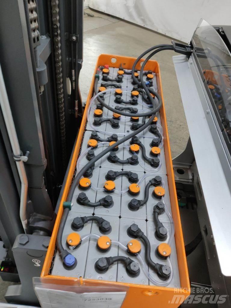 Still FM-X17 Carrello retrattile