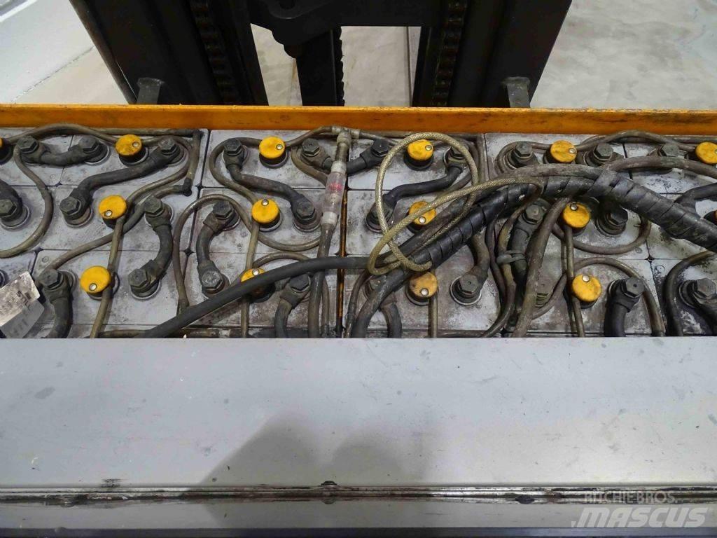 Still FM-X17 Carrello retrattile