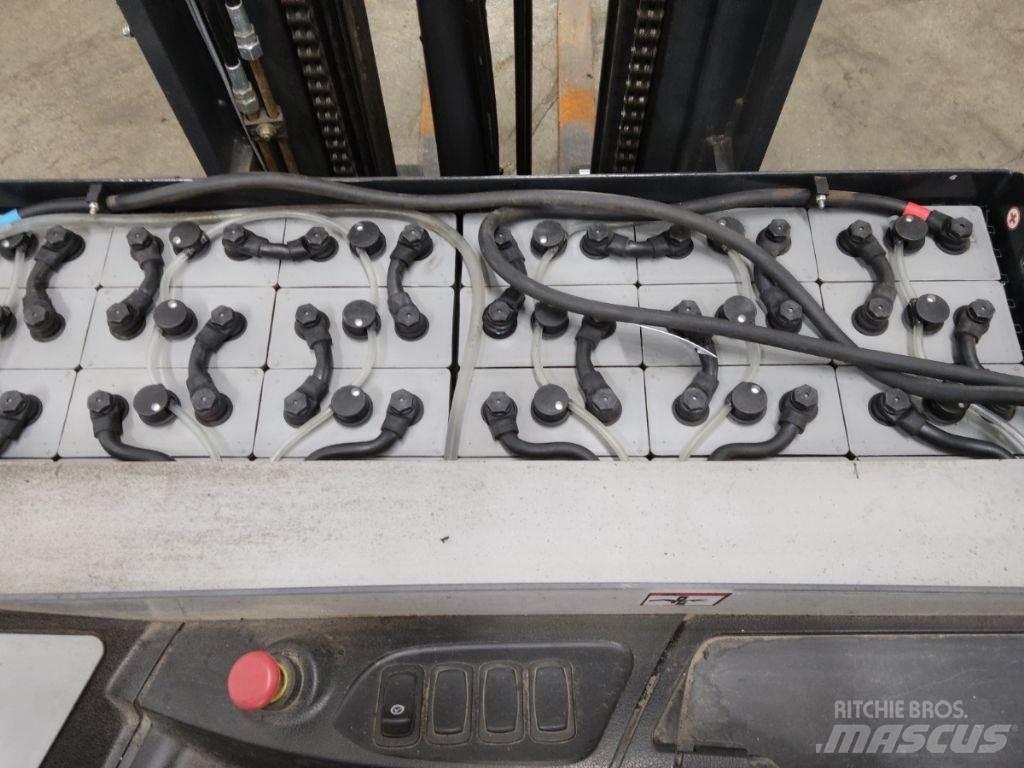 Still FM-X17 Carrello retrattile
