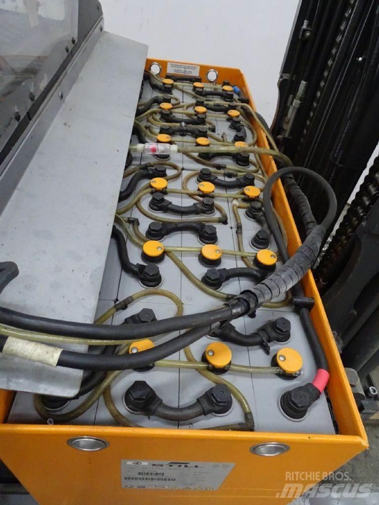 Still FM-X17 Carrello retrattile