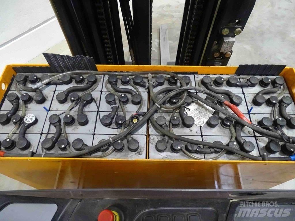 Still FM-X17 Carrello retrattile