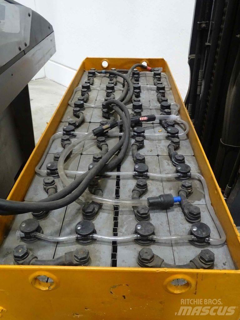 Still FM-X17 Carrello retrattile