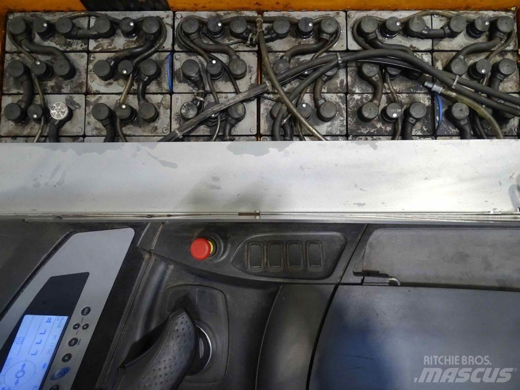 Still FM-X17 Carrello retrattile