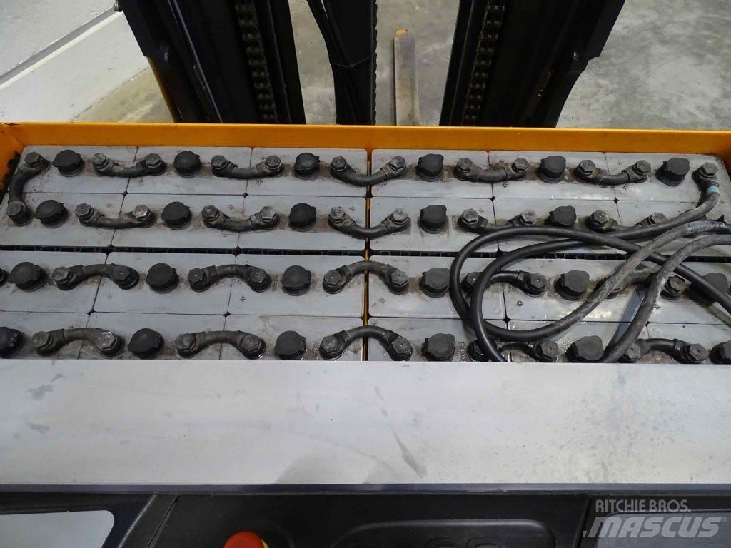 Still FM-X17 Carrello retrattile