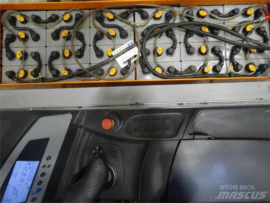 Still FM-X17 Carrello retrattile