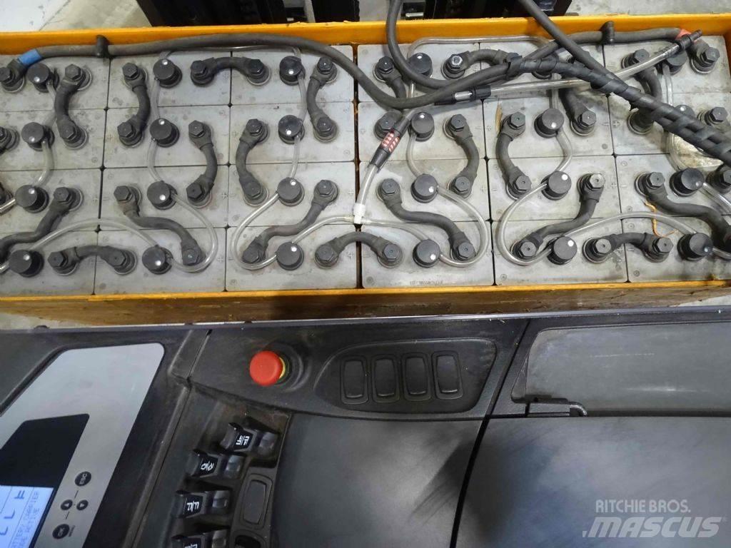 Still FM-X17 Carrello retrattile