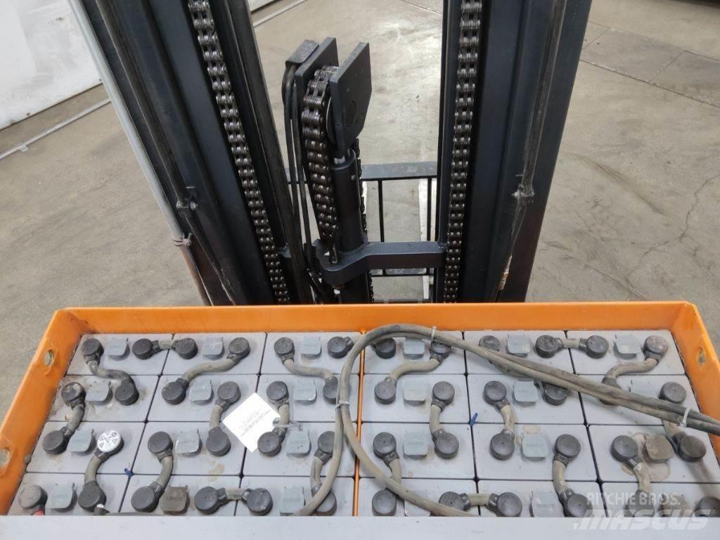 Still FM-X17 Carrello retrattile