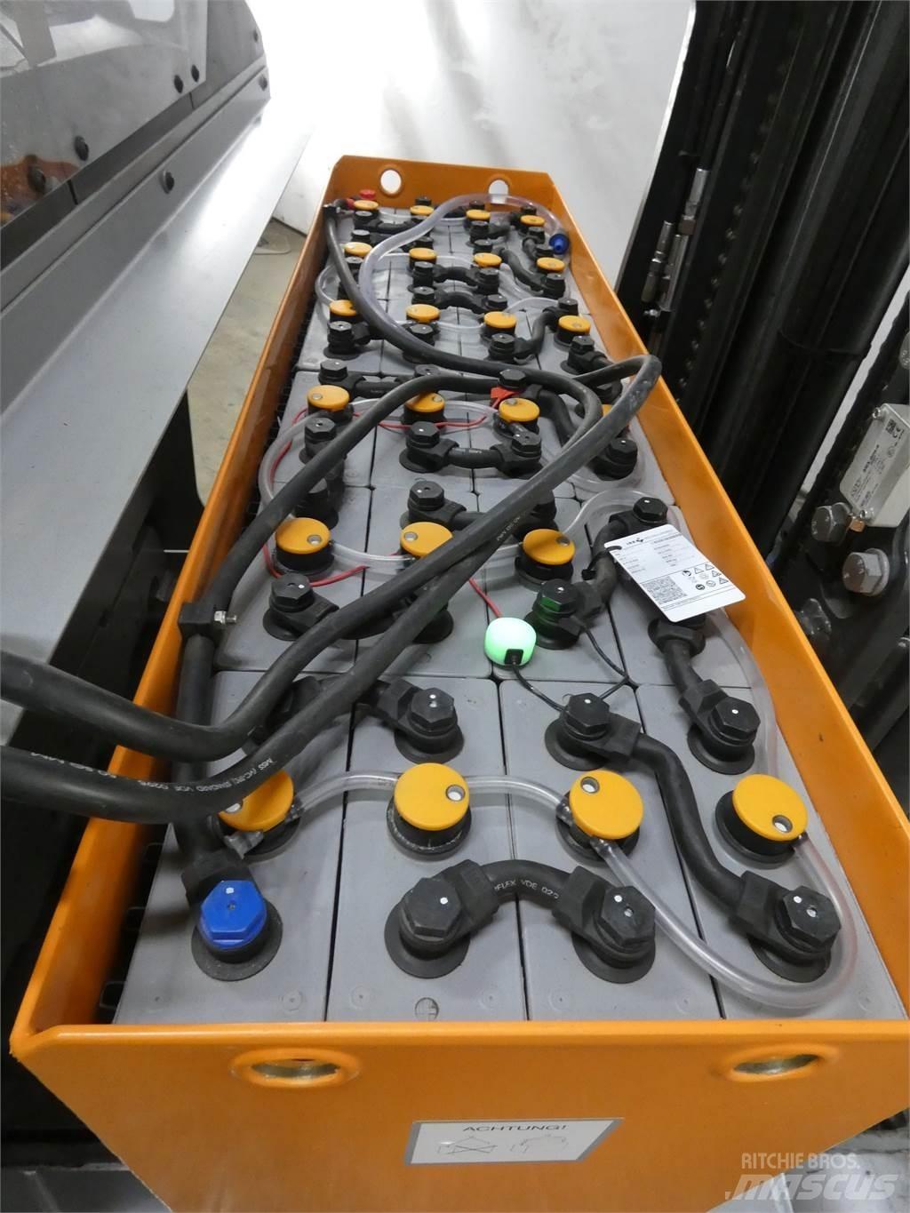 Still FM-X17 Carrello retrattile