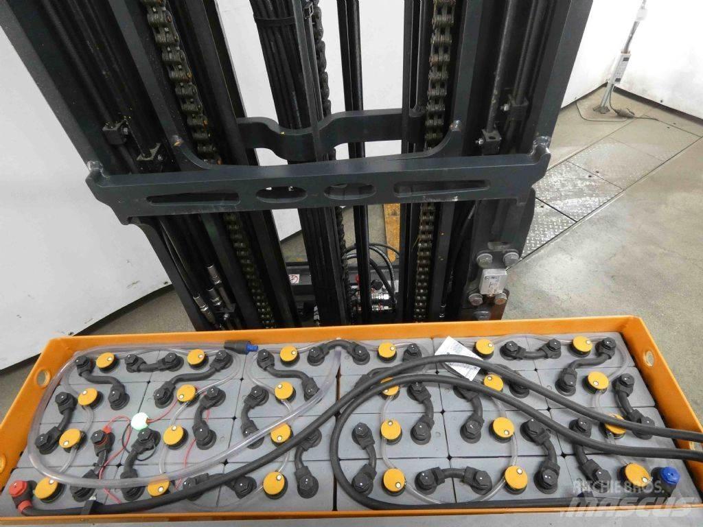 Still FM-X17 Carrello retrattile